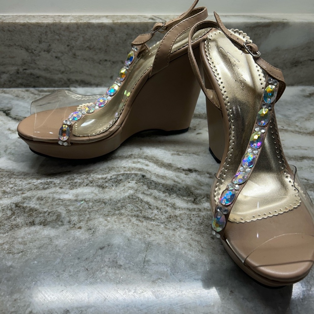 Johnathan Kayne pageant/prom shoes size 8.5